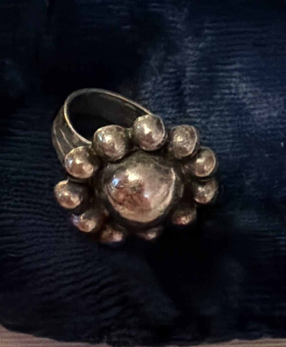 Vintage Mexico Sterling Silver Flower Ring Sz 5 Beaded Statement Dome Southwest